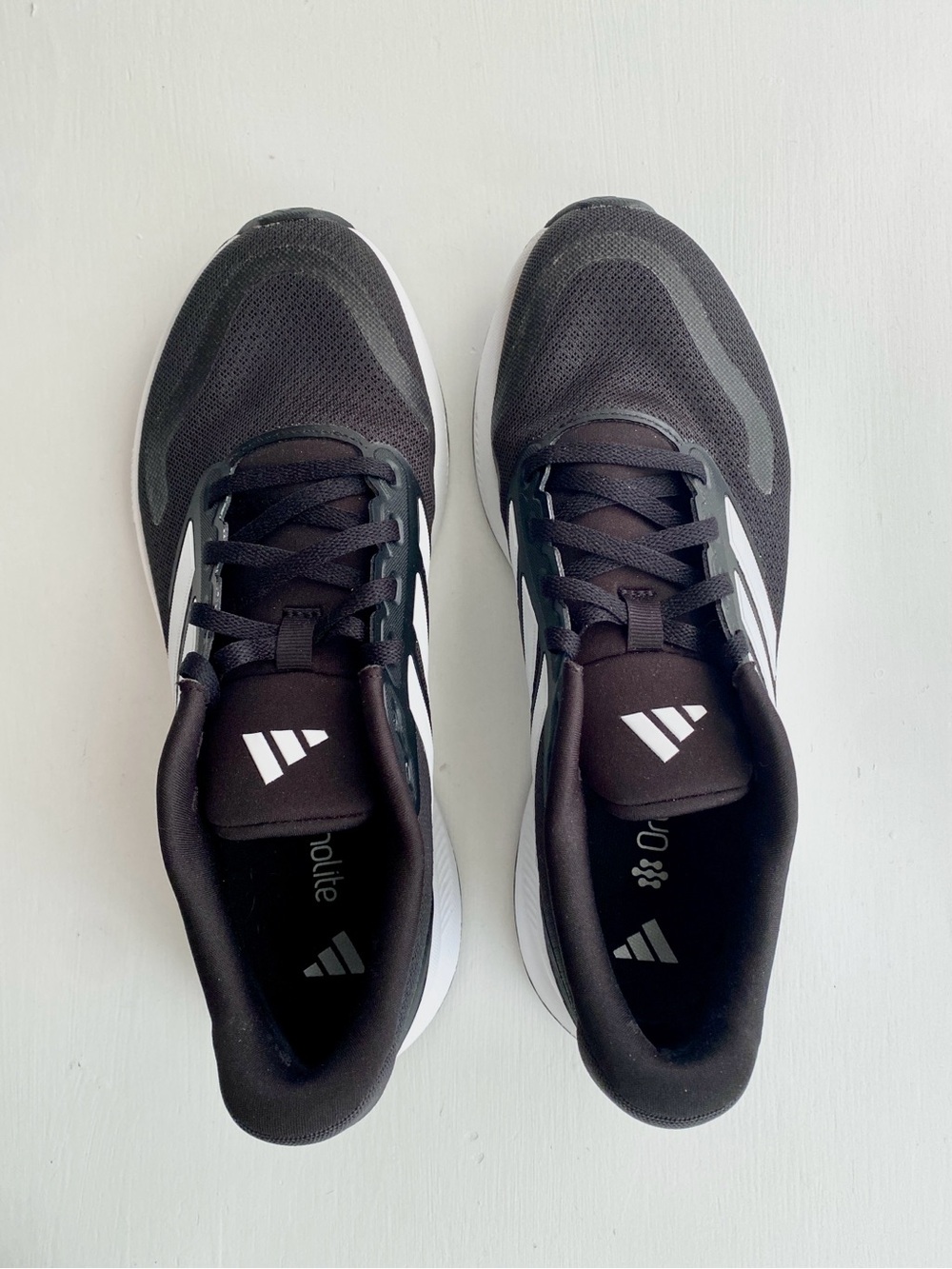 *NWOT* adidas Ortholite Black and White Athletic Sneakers